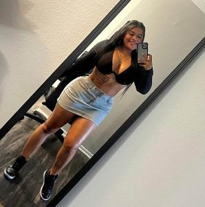 650697311: Chica busca chico en La Coruña