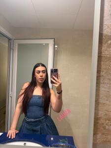 611223413: Chica busca chico en Barcelona
