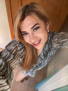 612437329: Chica busca chico en Tenerife