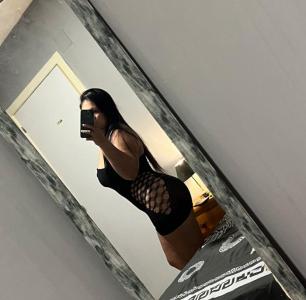 613495725: Chica busca chico en Madrid