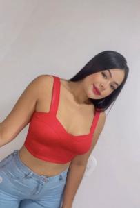642773617: Chica busca chico en Sevilla