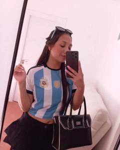 611288478: Chica busca chico en Alicante
