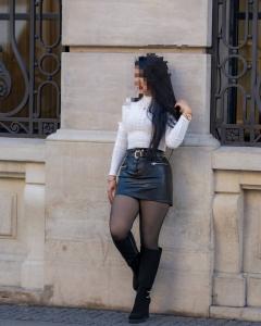 697387898: Chica busca chico en Lugo