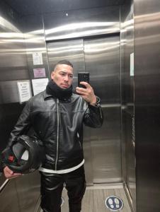 667347005: Chico busca chica en Madrid