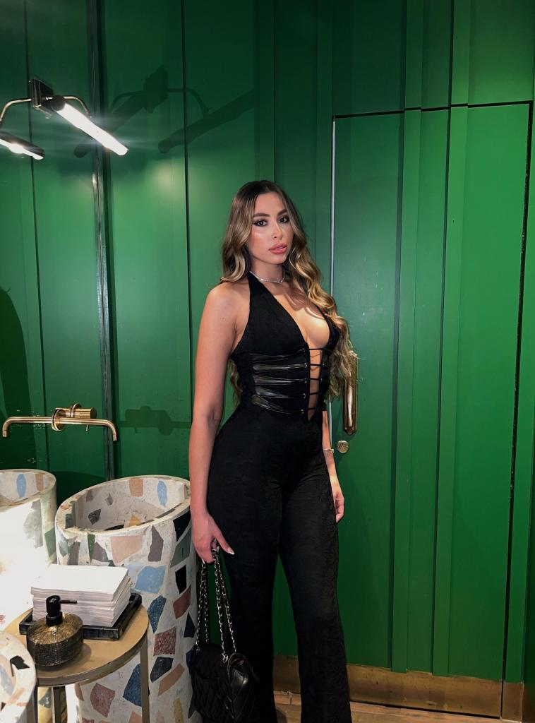 672095826: Chica busca chico en Alicante
