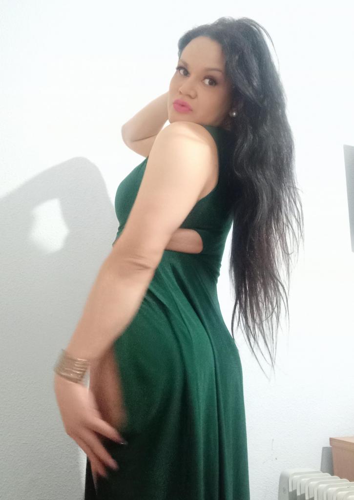 613479972: Travesti en La Coruña