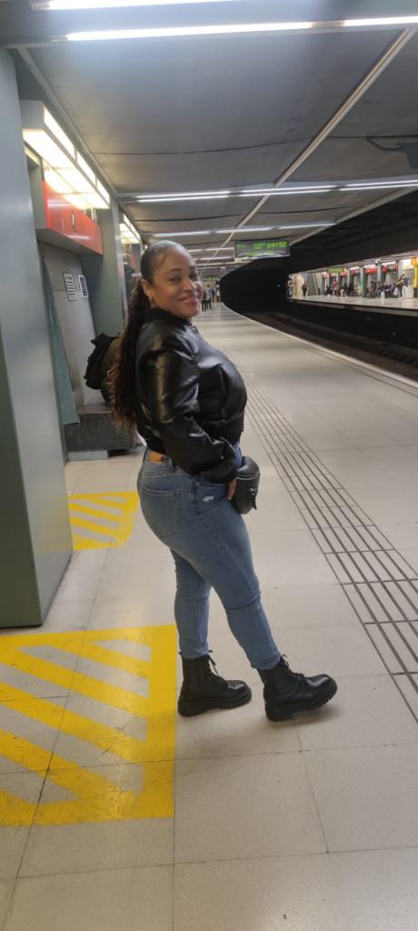 641983743: Chica busca chico en Albacete