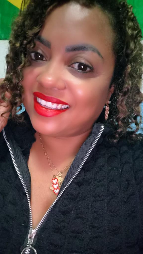 689739268: Chica busca chico en Zaragoza