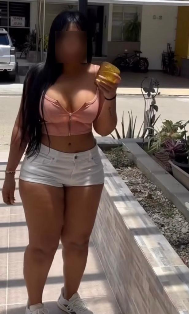 Chica busca chico en Almería: 