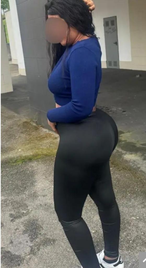 689249002: Chica busca chico en Cáceres
