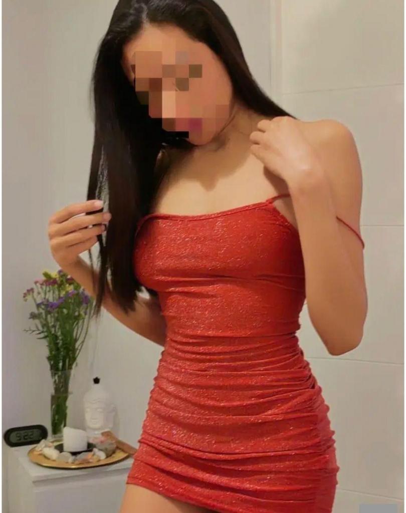 611354112: Chica busca chico en Salamanca