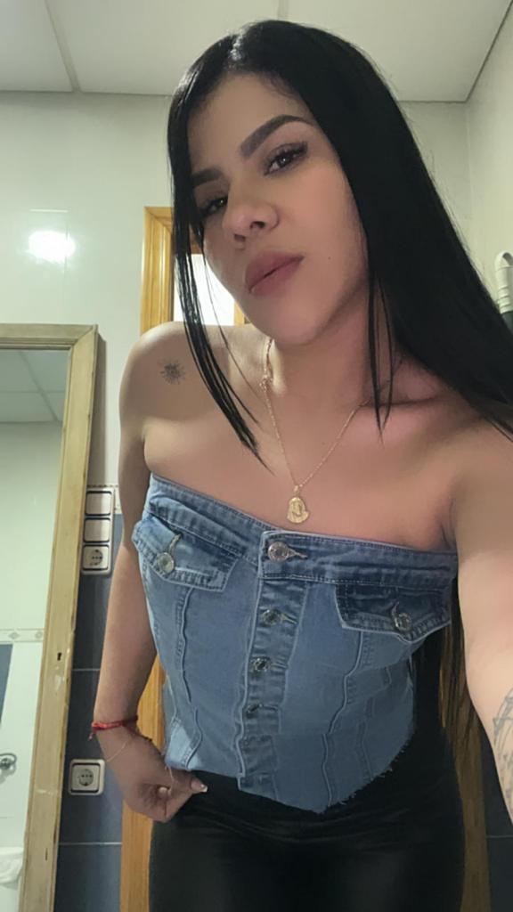 Chica busca chico en Valencia: Chica busca chico