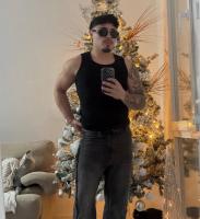 607896244: Chico busca chica en Madrid