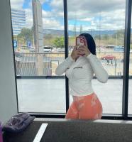 643476169: Chica busca chico en Sevilla