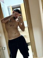 692640076: Chico busca chica en Madrid