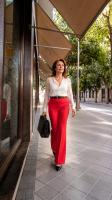 647610497: Chica busca chico en Madrid