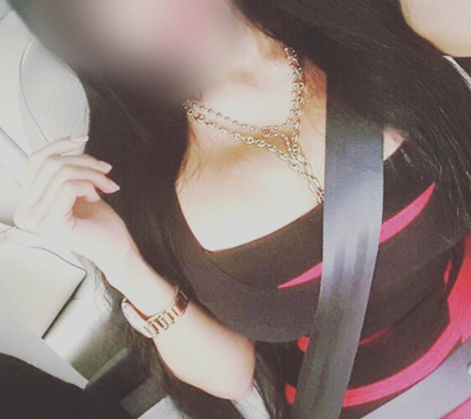 614675541: Chica busca chico en Ibiza