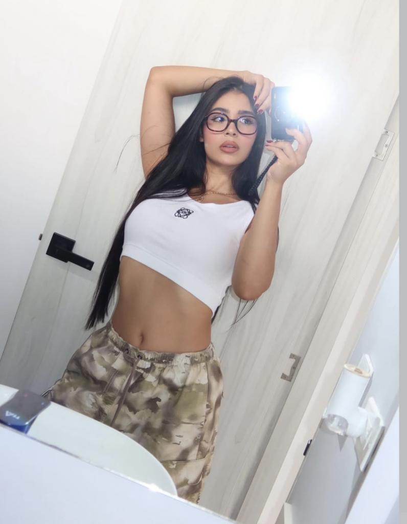 614919289: Chica busca chico en La Coruña