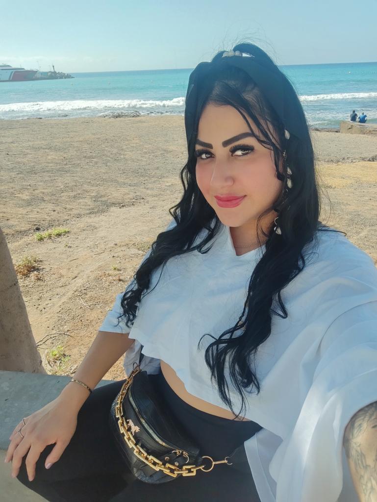 Chica busca chico en Tenerife: 