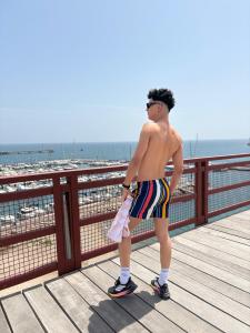 631702017: Chico busca chica en Sevilla