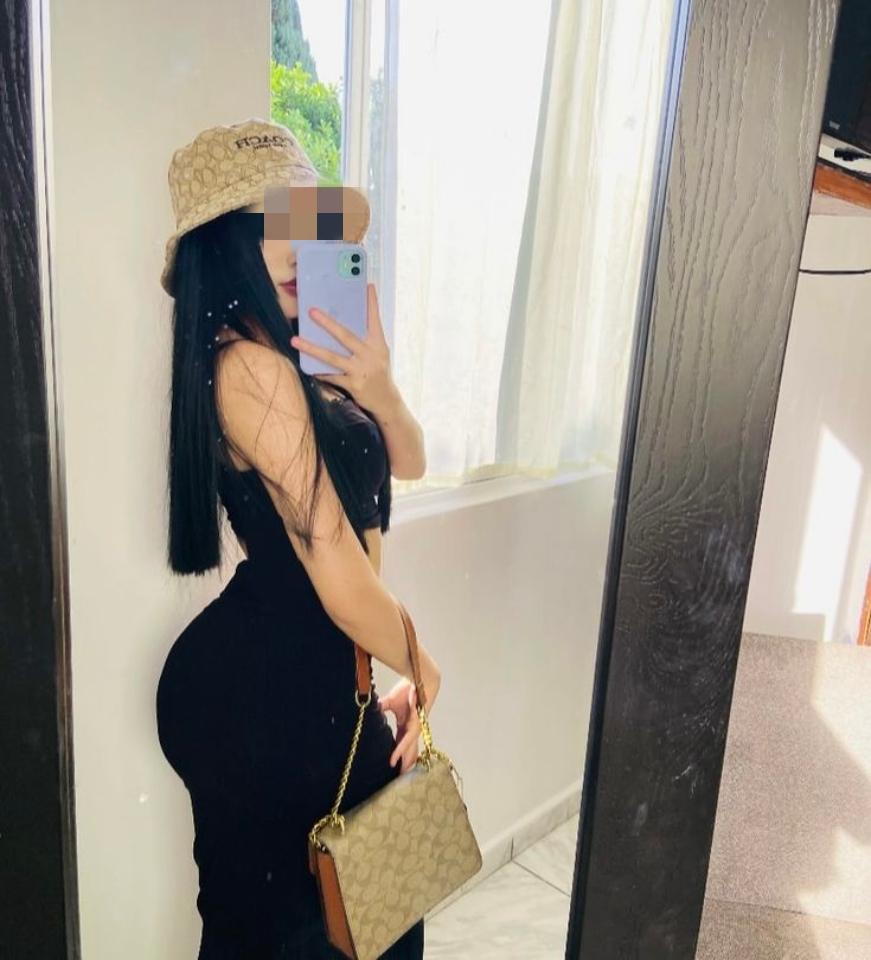 Chica busca chico en Huelva: Chica busca chico