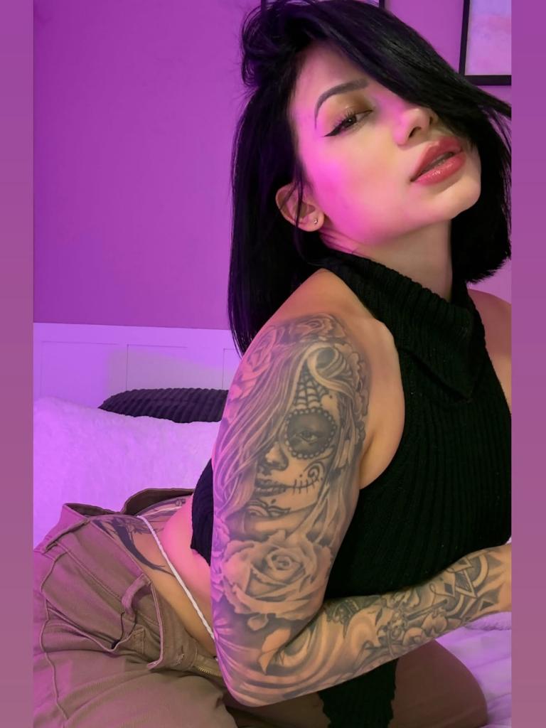 Chica busca chico en Cádiz: 