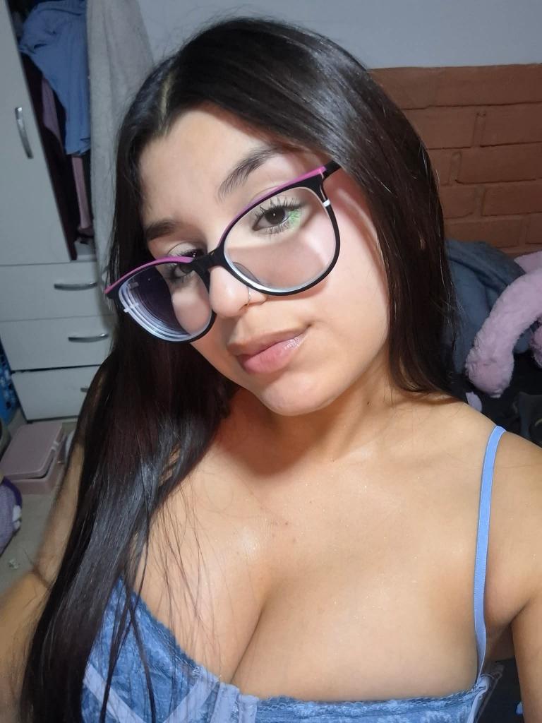 611322107: Chica busca chico en Madrid