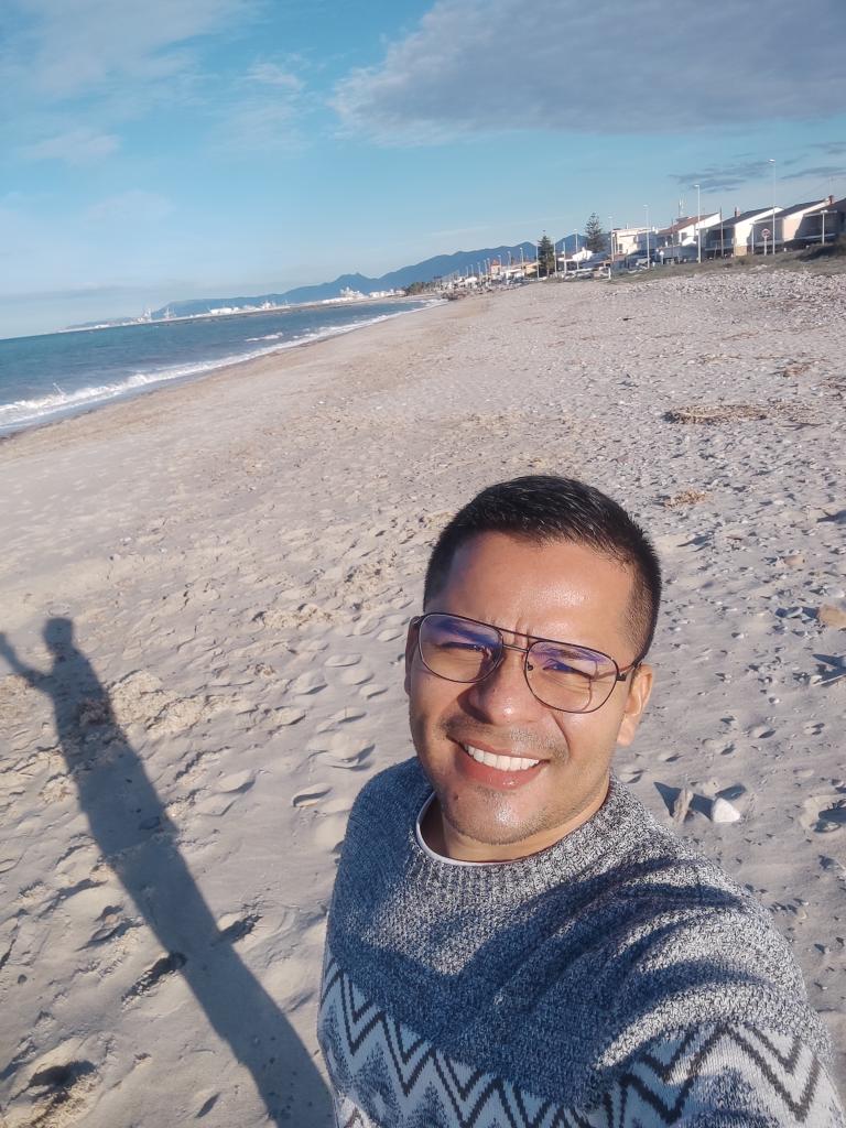 Chico busca chica en Castellón: 