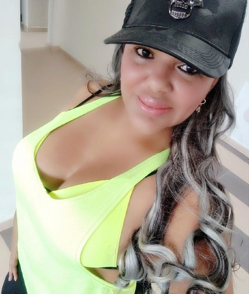 Chica busca chico en Sevilla: 