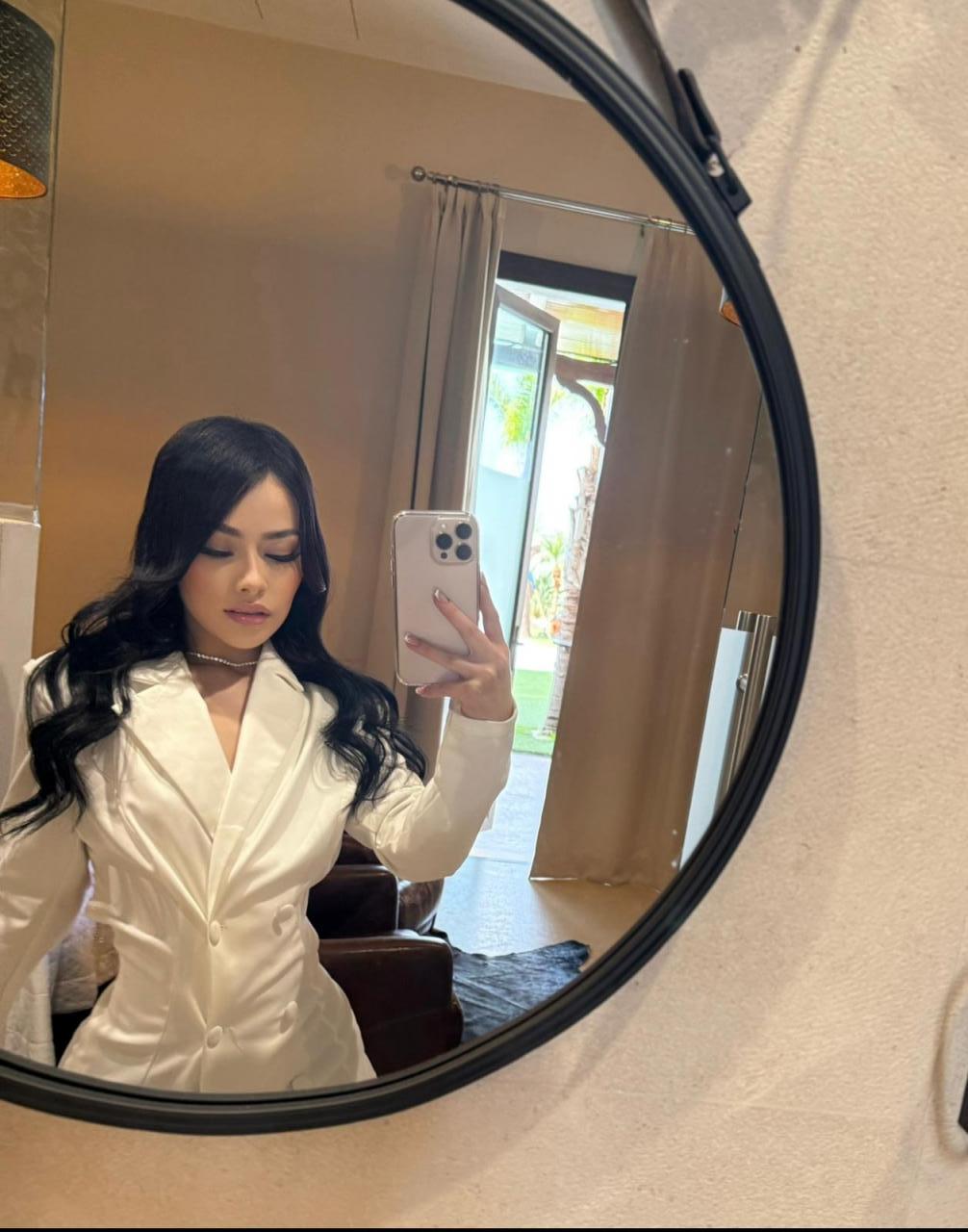 Chica busca chico en Cádiz: 