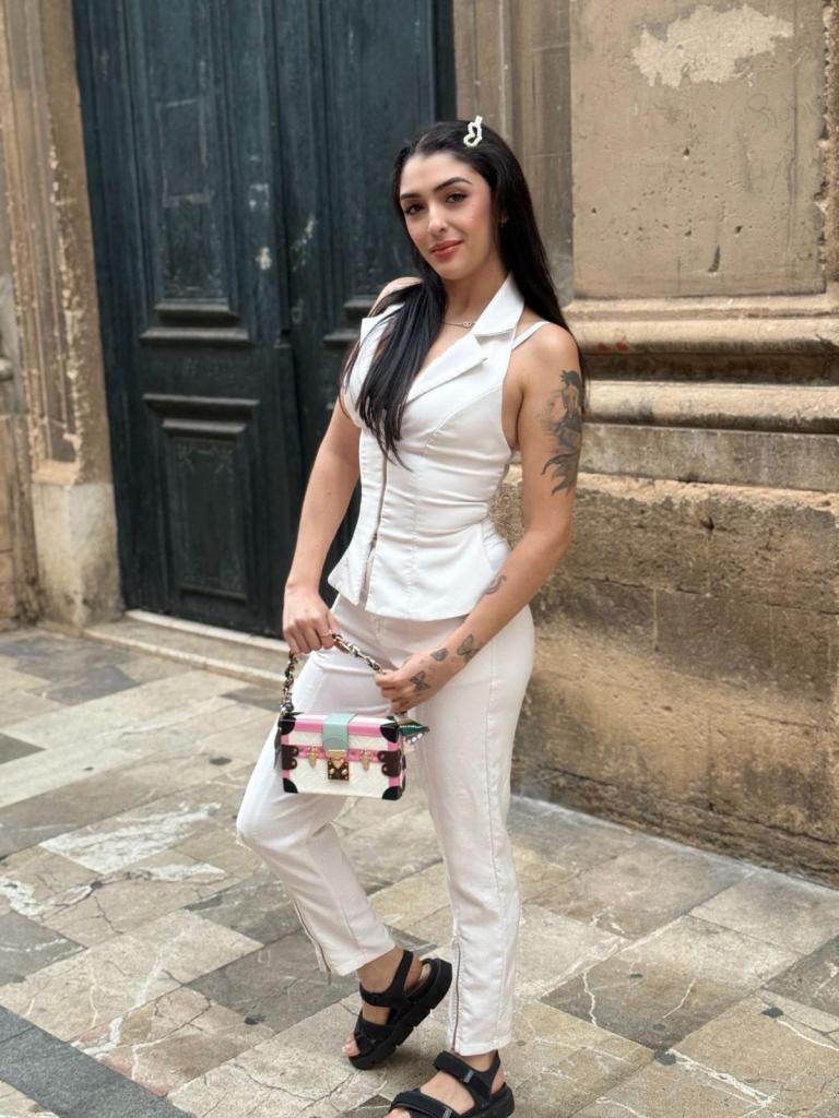 Chica busca chico en Barcelona: 