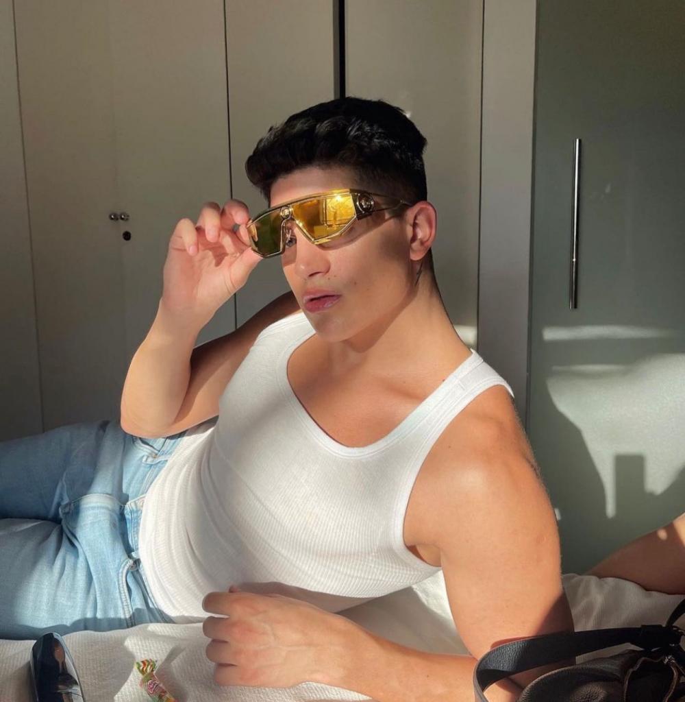 Chico busca chica en Melilla: 