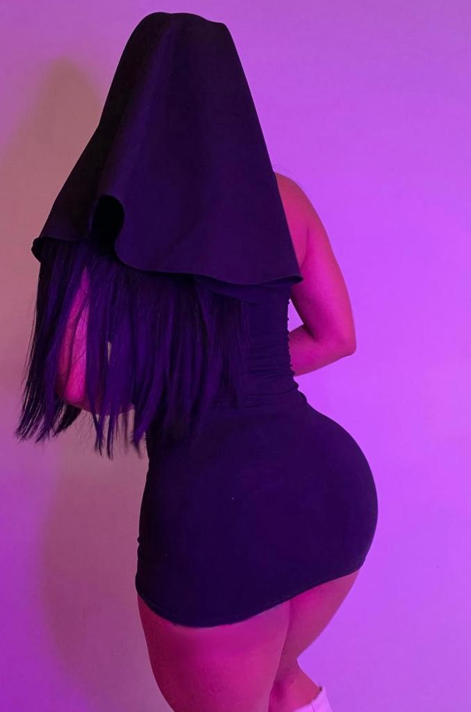 Chica busca chico en Tenerife: 