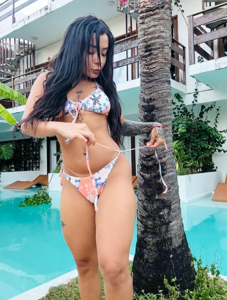 Chica busca chico en Almería: 