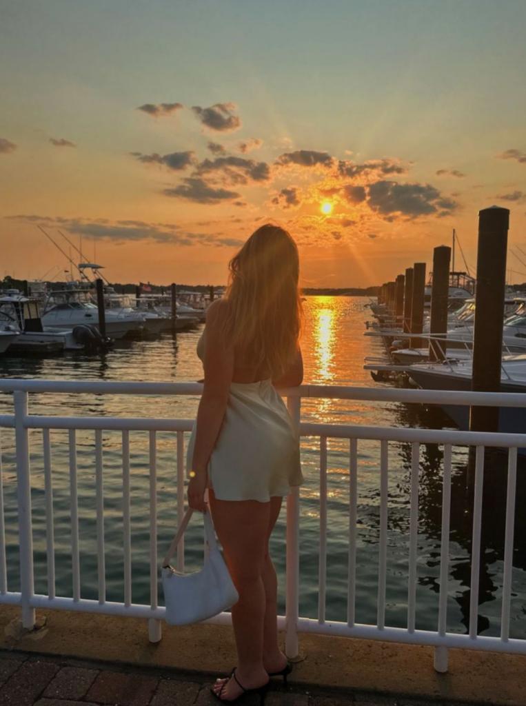 Chica busca chico en Huelva: 