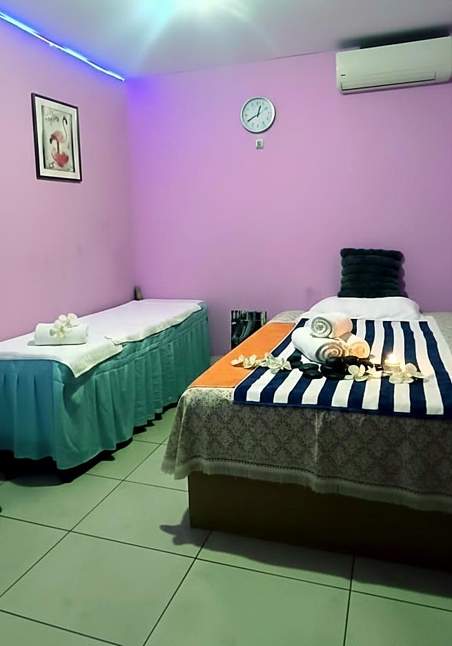 Chica busca chico en Barcelona: 