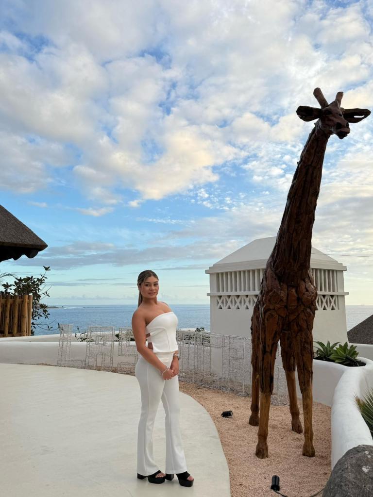 Chica busca chico en Tenerife: 