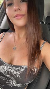 697782063: Chica busca chico en Málaga