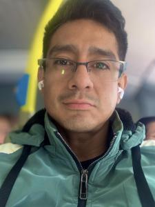 633073060: Chico busca chica en Madrid