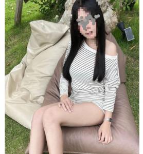 624892669: Chica busca chico en Navarra