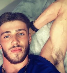 626963893: Chico busca chica en Madrid