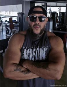 633382376: Chico busca chica en Alicante