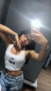 692253498: Chica busca chico en Madrid