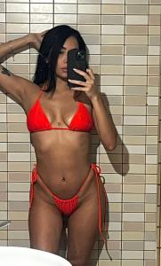 692082633: Chica busca chico en Ibiza