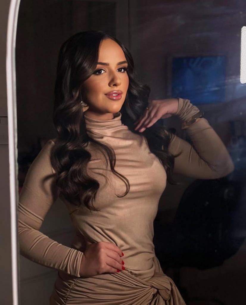 Chica busca chico en Granada: 