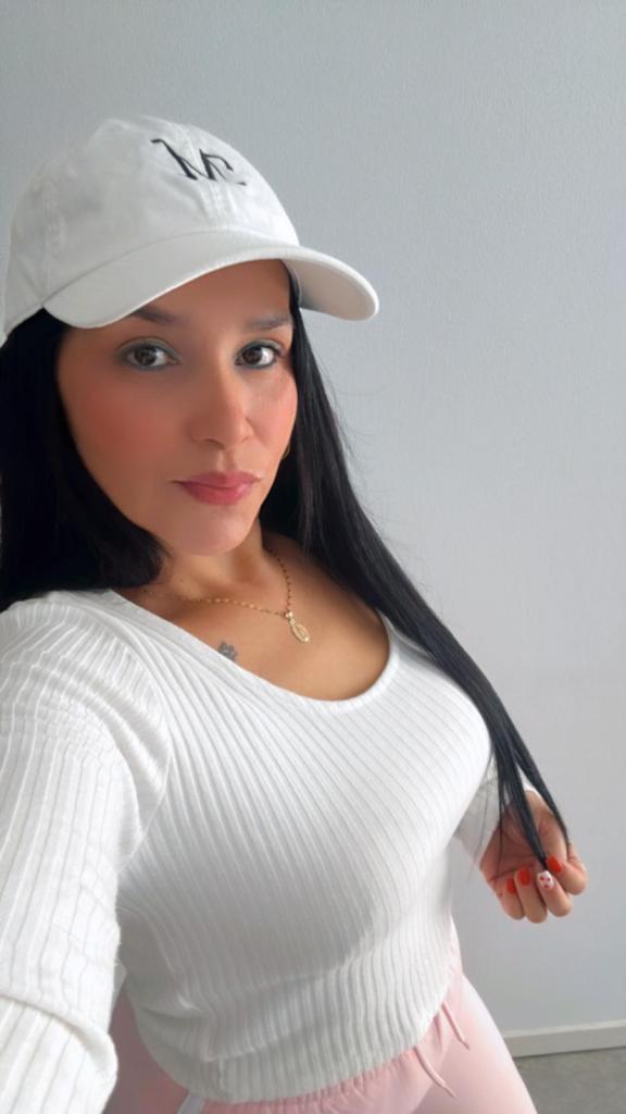 Chica busca chico en Cádiz: 