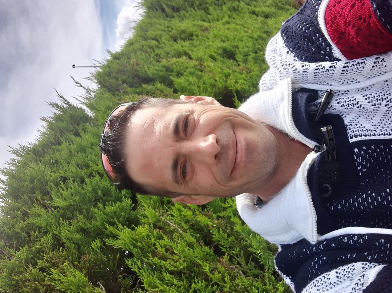 Chico busca chica en León: 