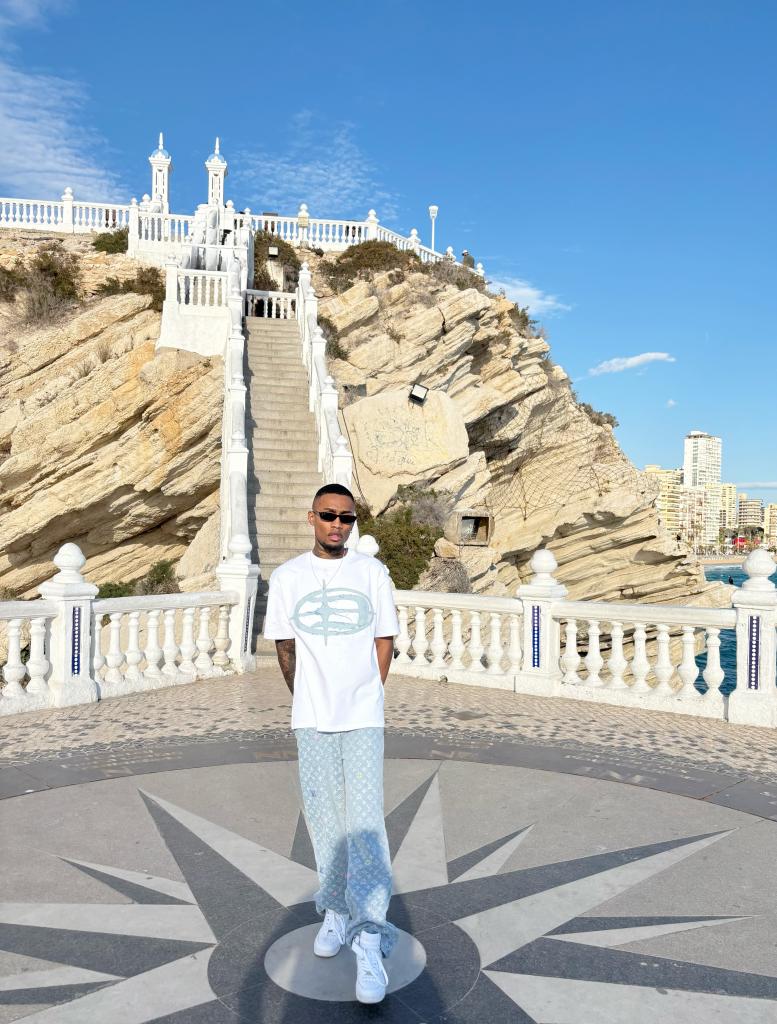 Chico busca chica en Alicante: 