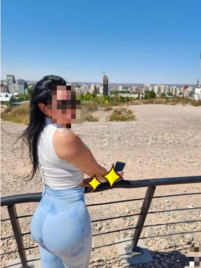 Chica busca chico en Cádiz: 