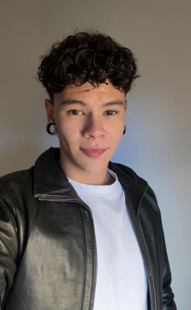 Chico busca chica en Mallorca: 